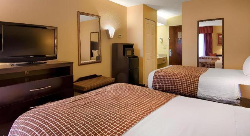 Surestay Plus Hotel Tarboro Exterior foto