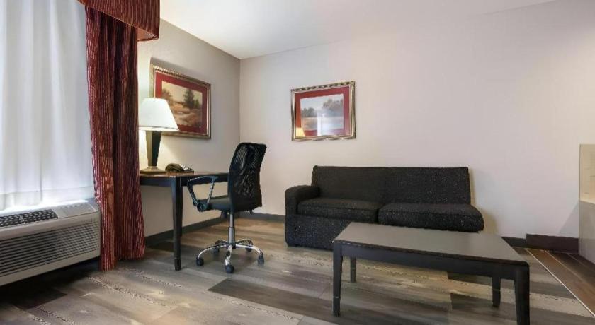 Surestay Plus Hotel Tarboro Exterior foto